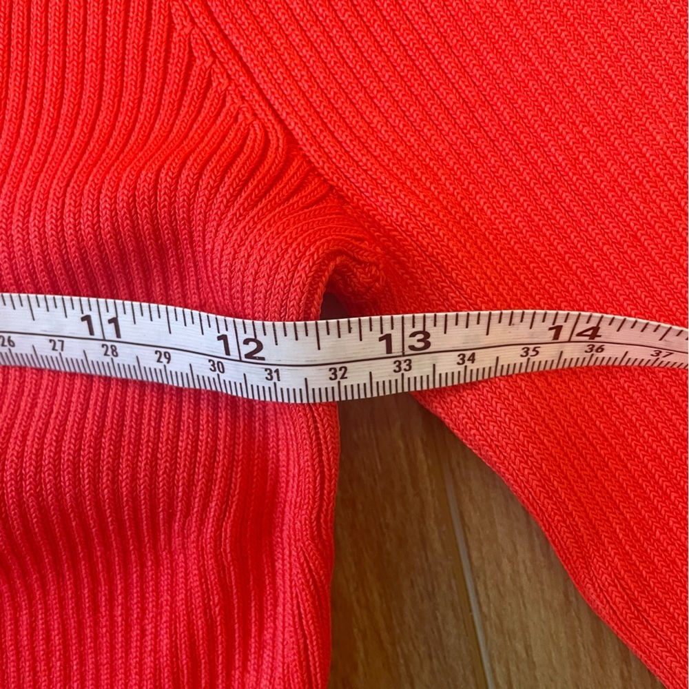 Scripted Red Orange Stretchy Cold Shoulder Knit T… - image 5